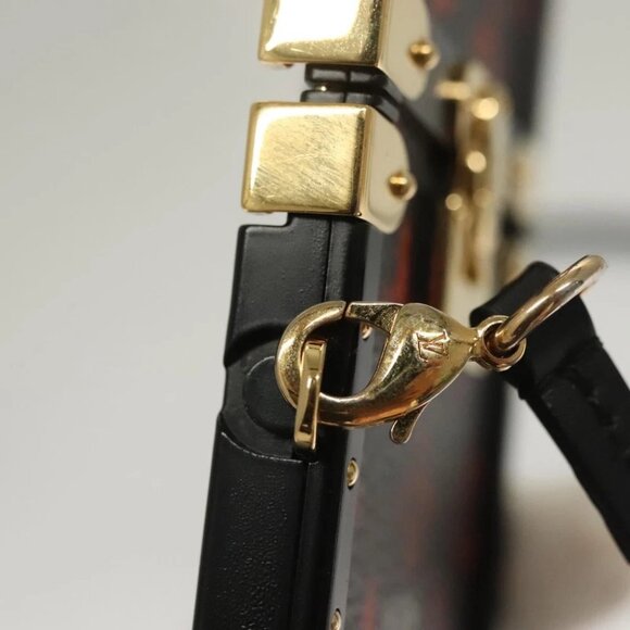 LOUIS VUITTON Transformed Cat Eye Trunk iPhone XS Case Black - Picture 10 of 14